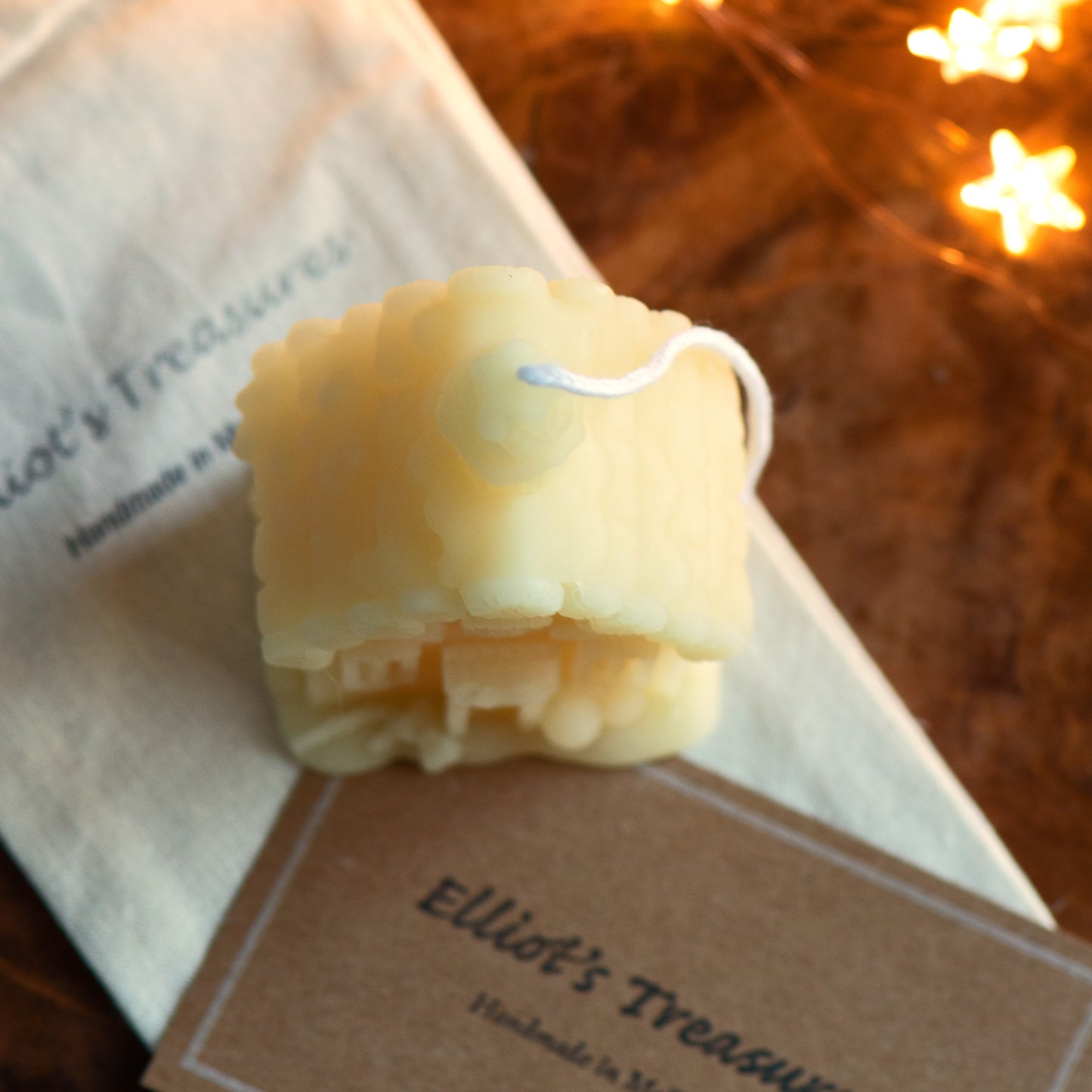 Christmas House Beeswax Candle