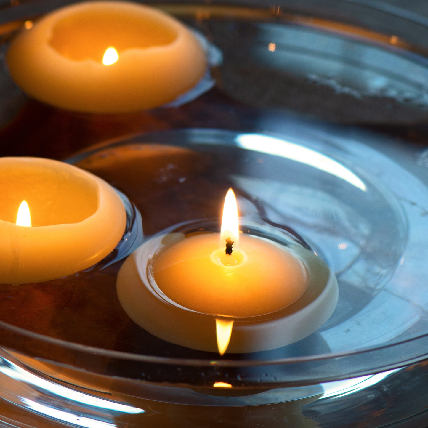 Round Floating Beeswax Candle