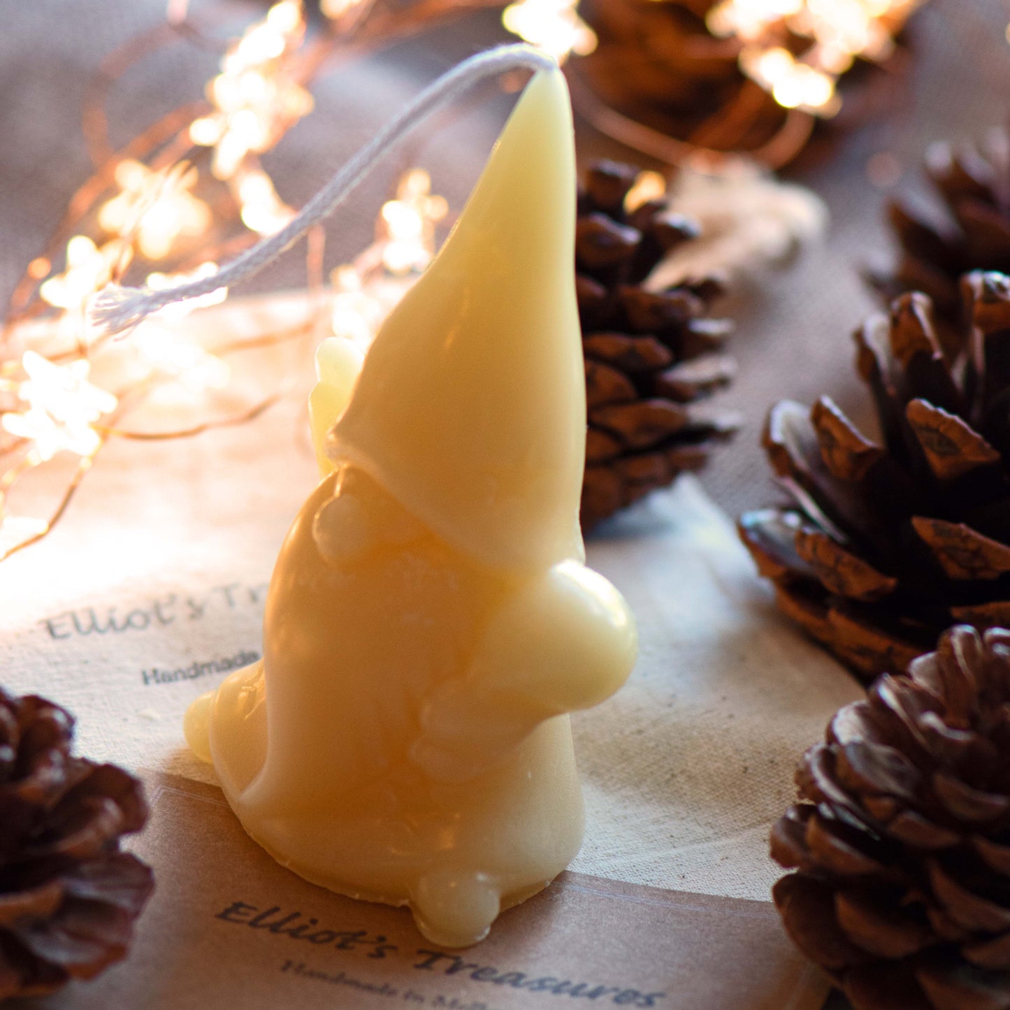 Santa Claus - Pure Beeswax Candle