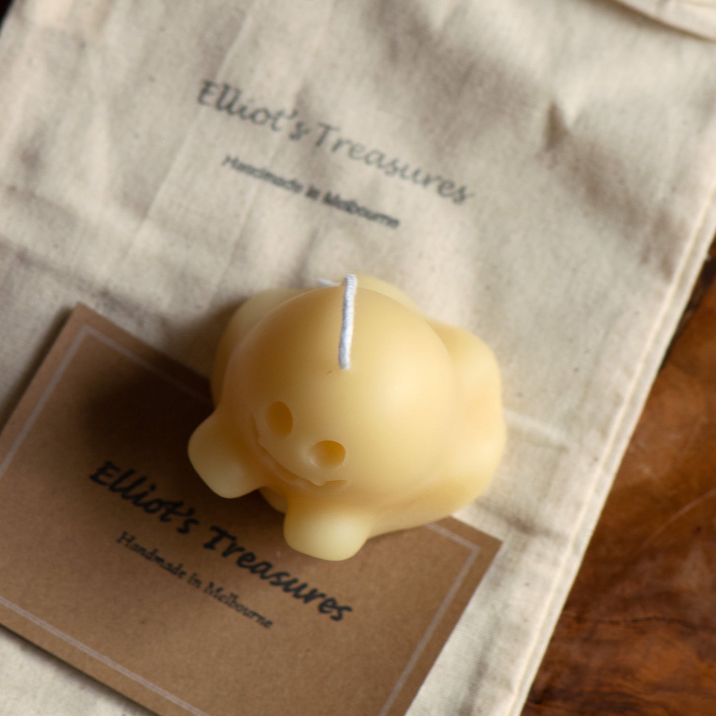 Happy Ghost Beeswax Candle