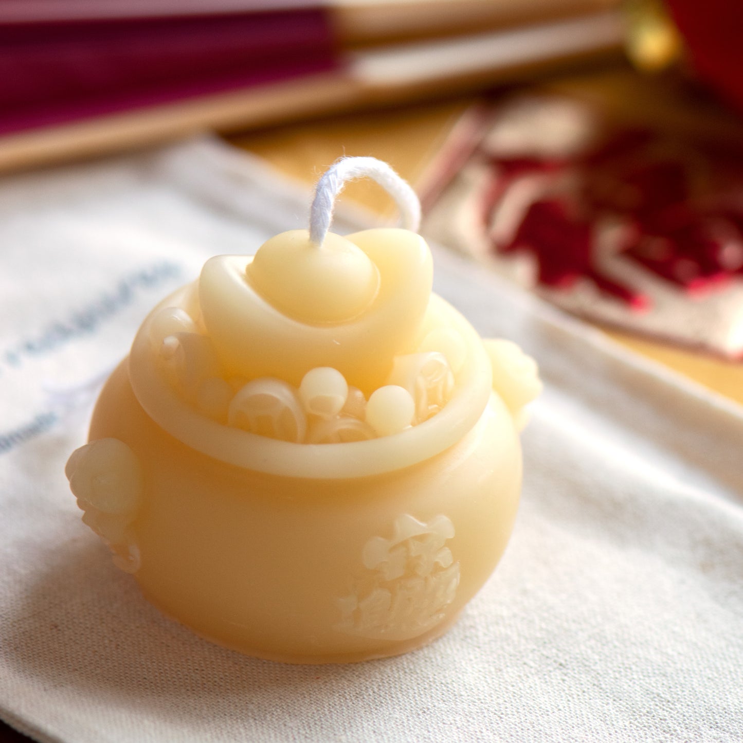 Prosperity Pot Beeswax Candle