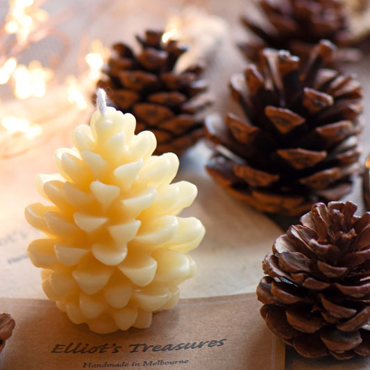 Pinecone Pure Beeswax Candle