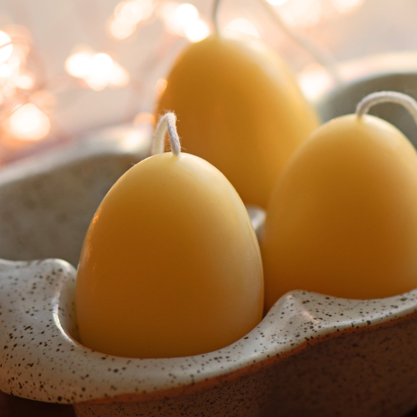 Little Egg - Pure Beeswax Candle