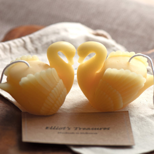 Swan Pure Beeswax Candle - Single