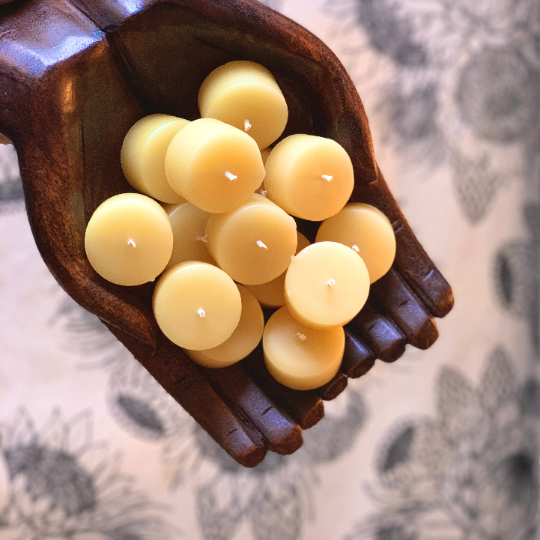 Standard Beeswax Tealight Refills